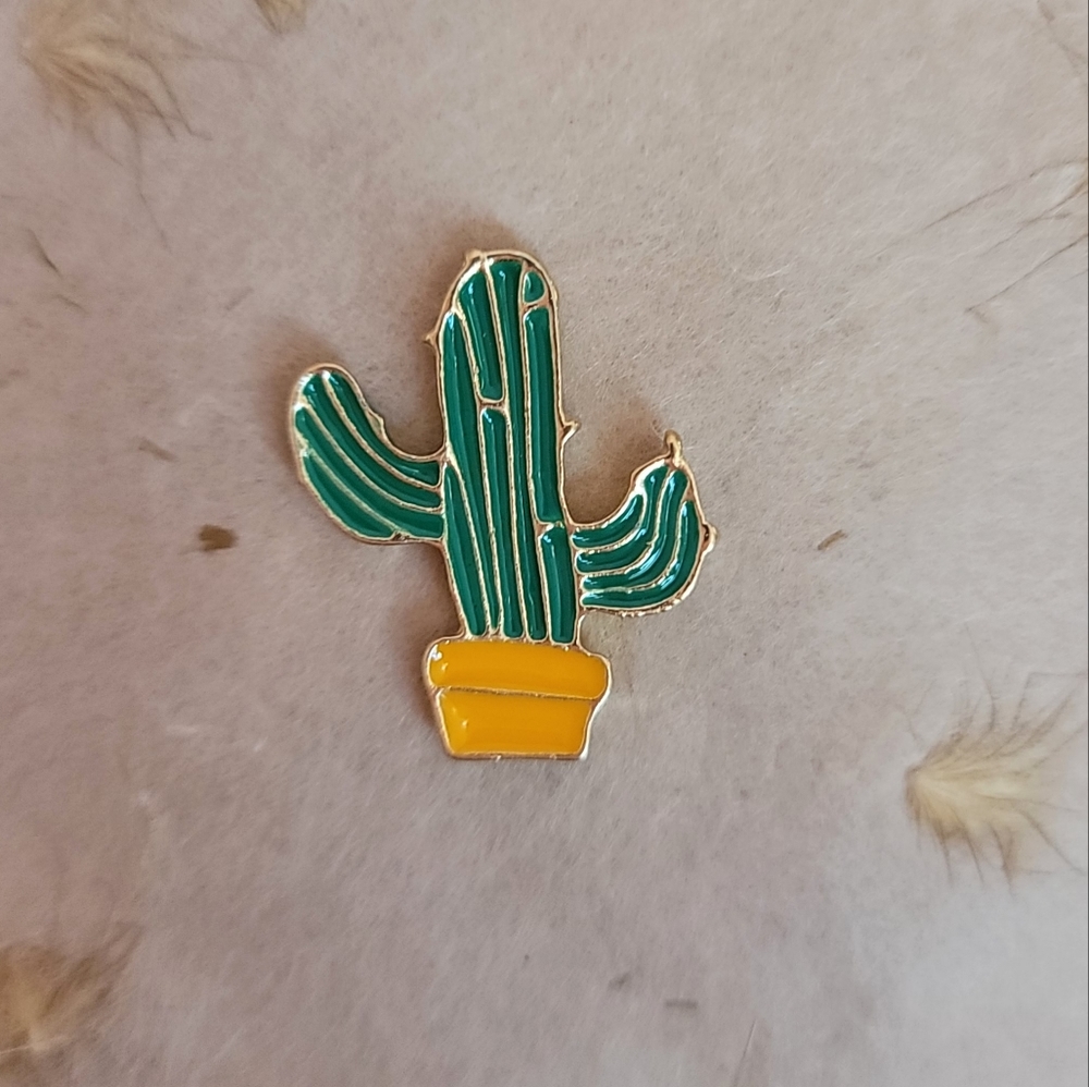 Cactus Enamel Pin 🌵
